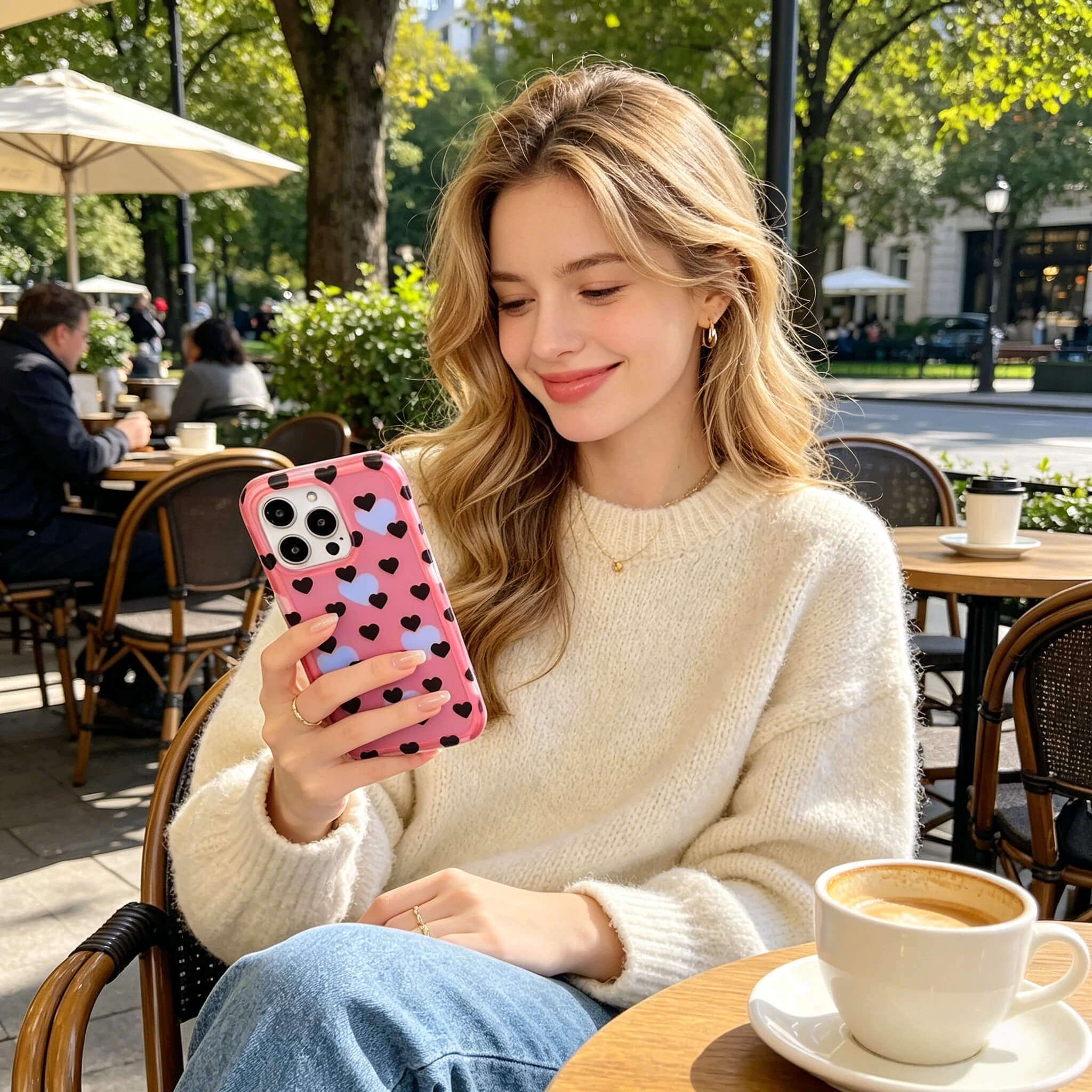 Color Shift Heart iPhone Case – Moves with Light, Looks Better Every Time